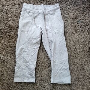 NY Apparel Gray Capri Sweat Pants Woman's Size Small